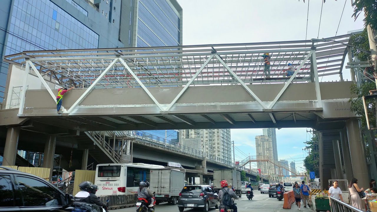 NAILAGAY NA SA SOUTHBOUND! MODERN EDSA WALKWAY AT KAMUNING CAROUSEL STN!