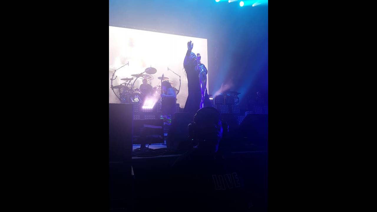 Korn - Falling Away from Me (Klipsch, 8/6/16)