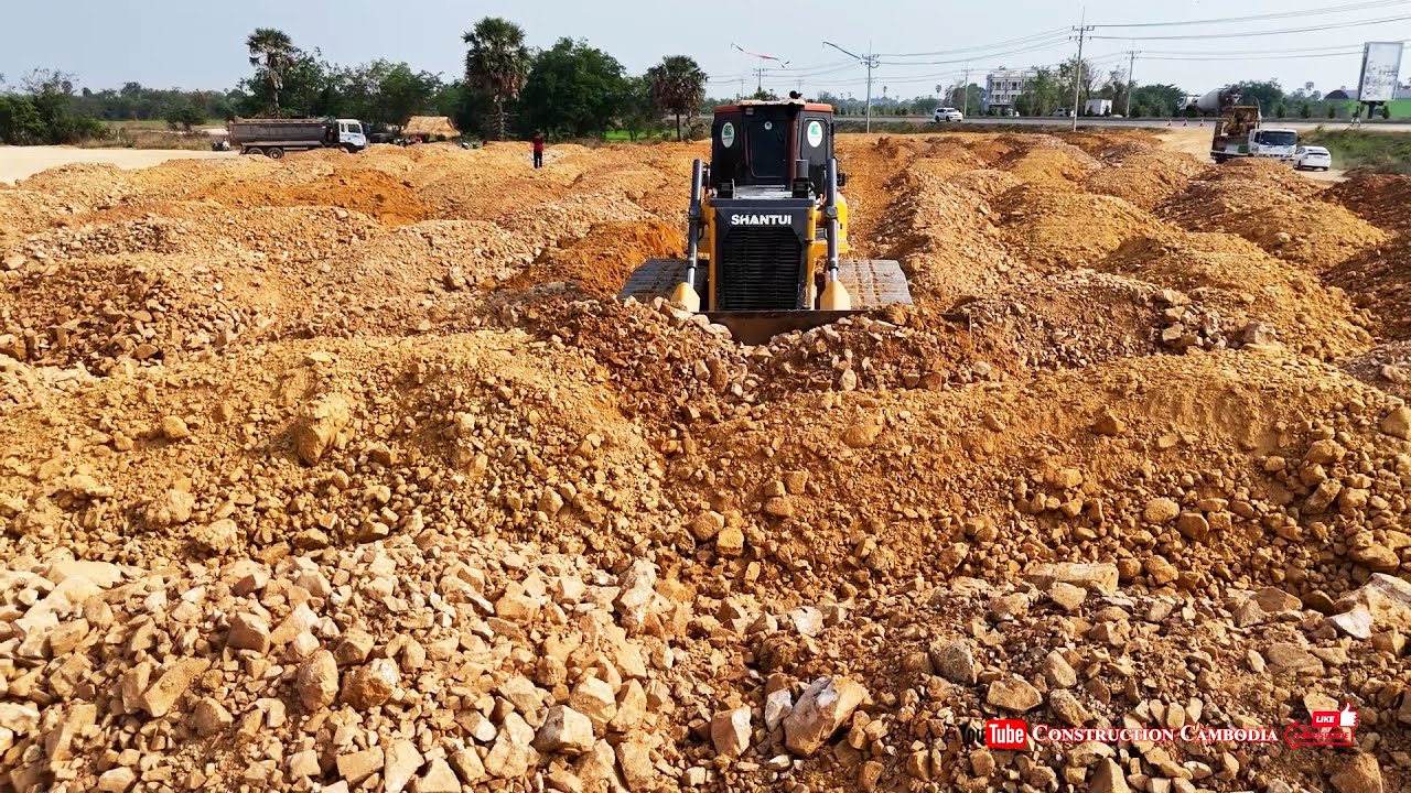 Extreme Heavy Machinery Work! Fast Shantui Dozer Pushing Soil & 25-Ton Dump Trucks