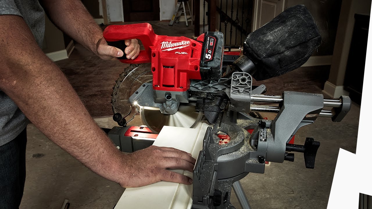 Piła ukosowa MILWAUKEE&reg; M18 FUEL&trade; 190 mm &ndash; opinia