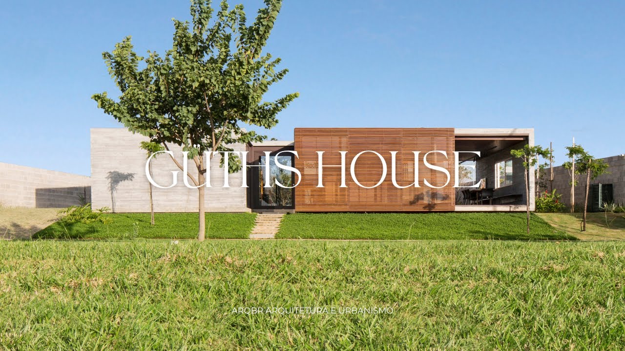 Современный дизайн одноэтажного дома трапециевидной формы с открытым ландшафтом