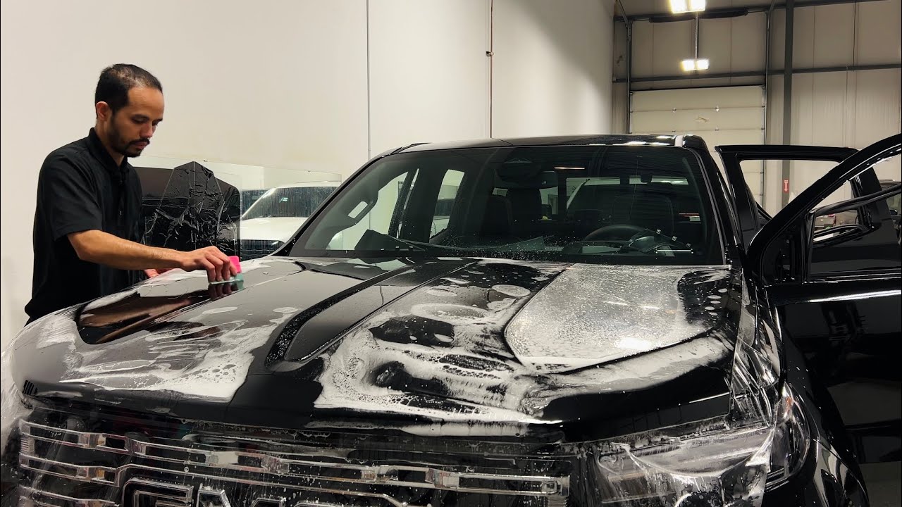 How to Apply PPF on a GMC Canyon hood.