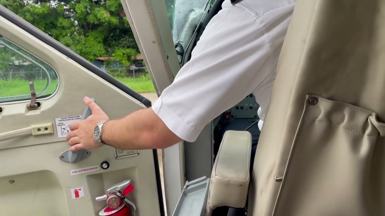 Beautiful Nosara Takeoff - Cessna 208B Grand Caravan EX - SANSA - TI-BHL - MRNS-MROC