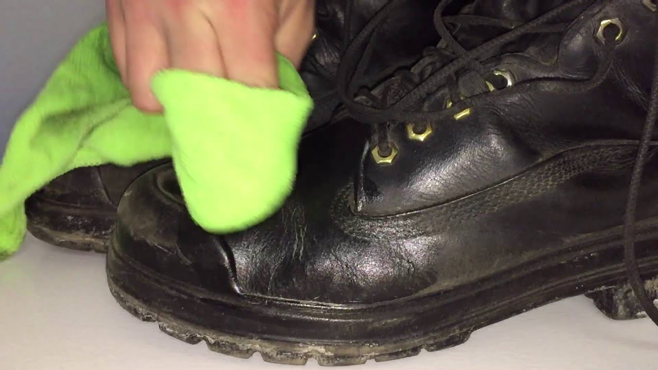How To: Apply Dubbin to Work boots!