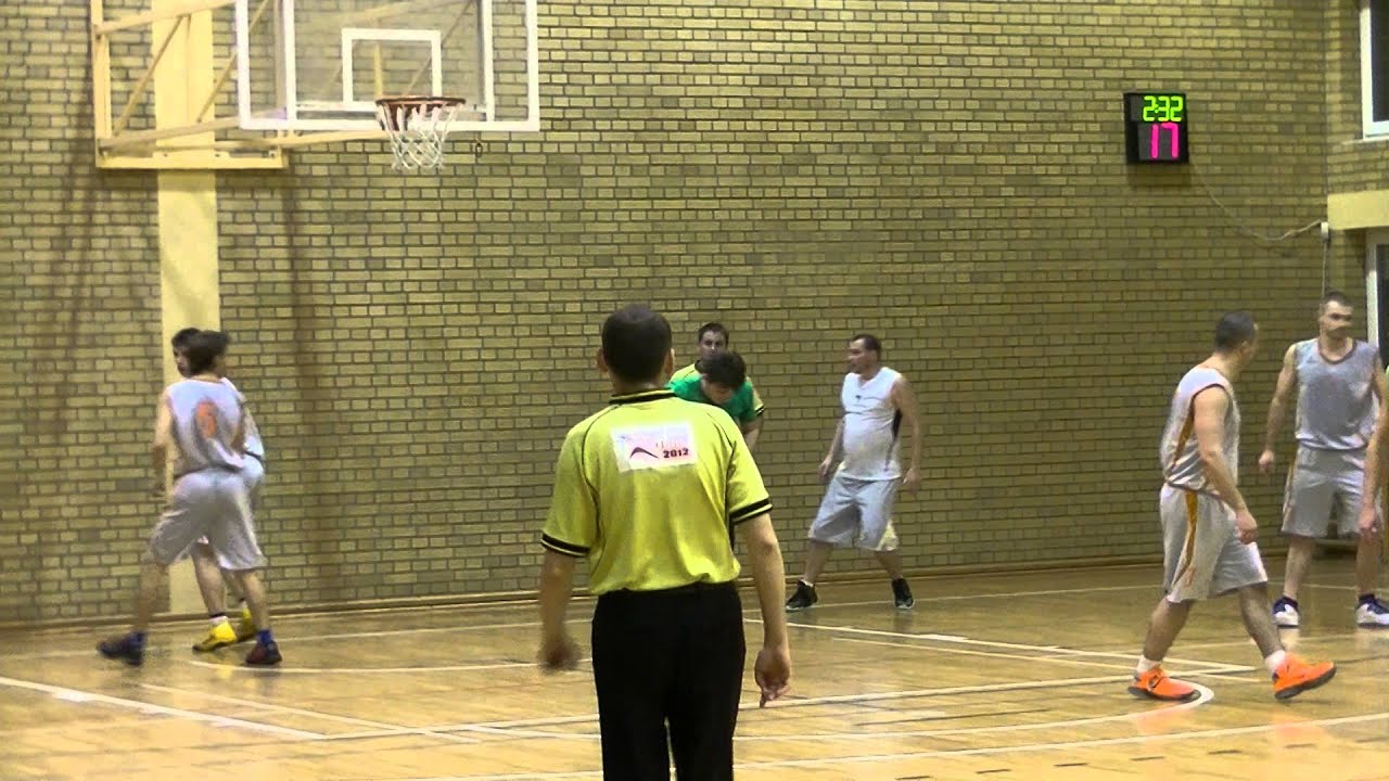 BasketLiga 13/14: Podaj Mi - Menczester Junajted