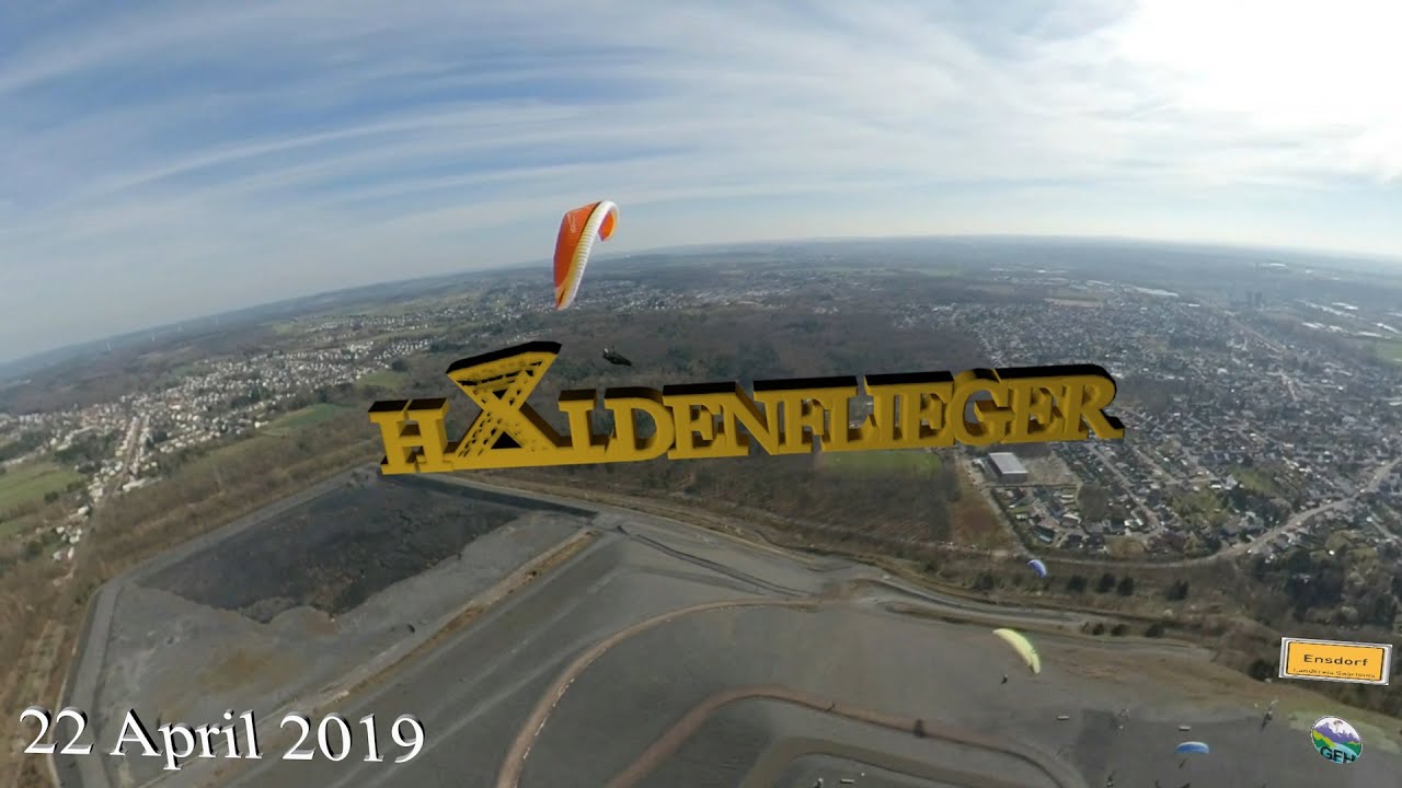 Bergehalde Paragliding