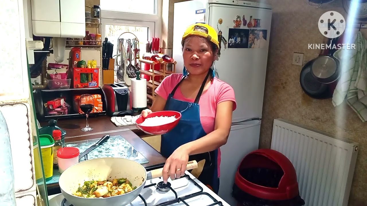 #ผัดกระเพราจร้า#to cook Thai spicy food easy again 😁 👍 🍷 💞###27มกราคม ค.ศ. 2026