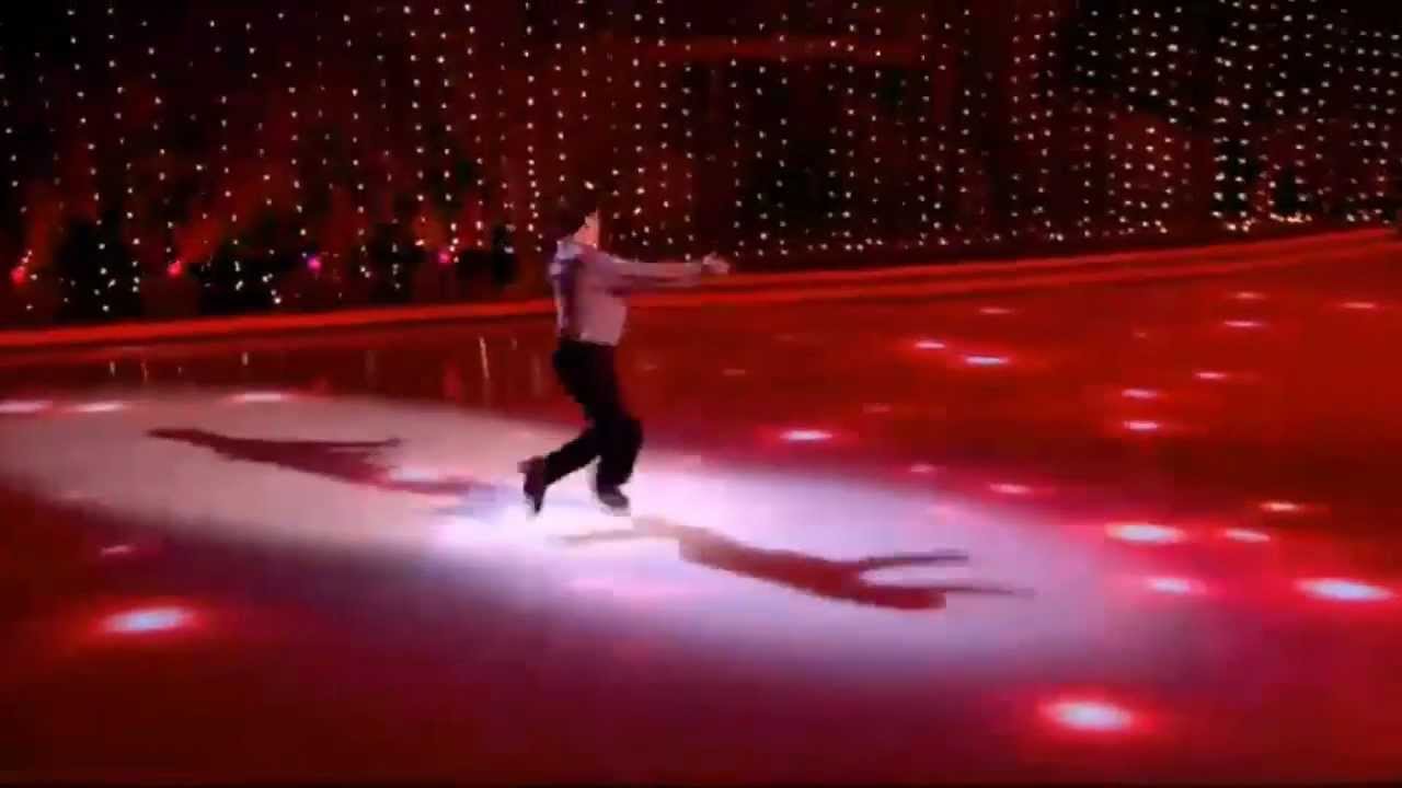 Dancing on Ice judge Robin Cousins performs | Dancing on Ice goes Gold