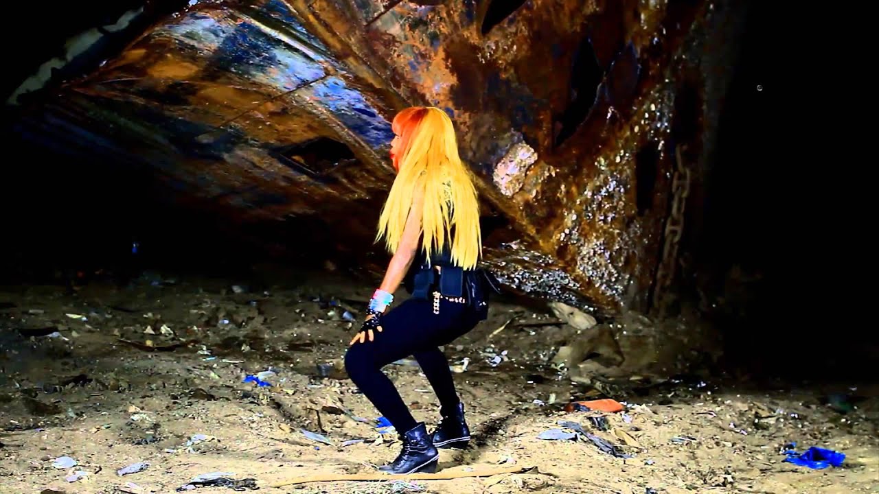 FLORA STRING - ENJAILLEMENT
