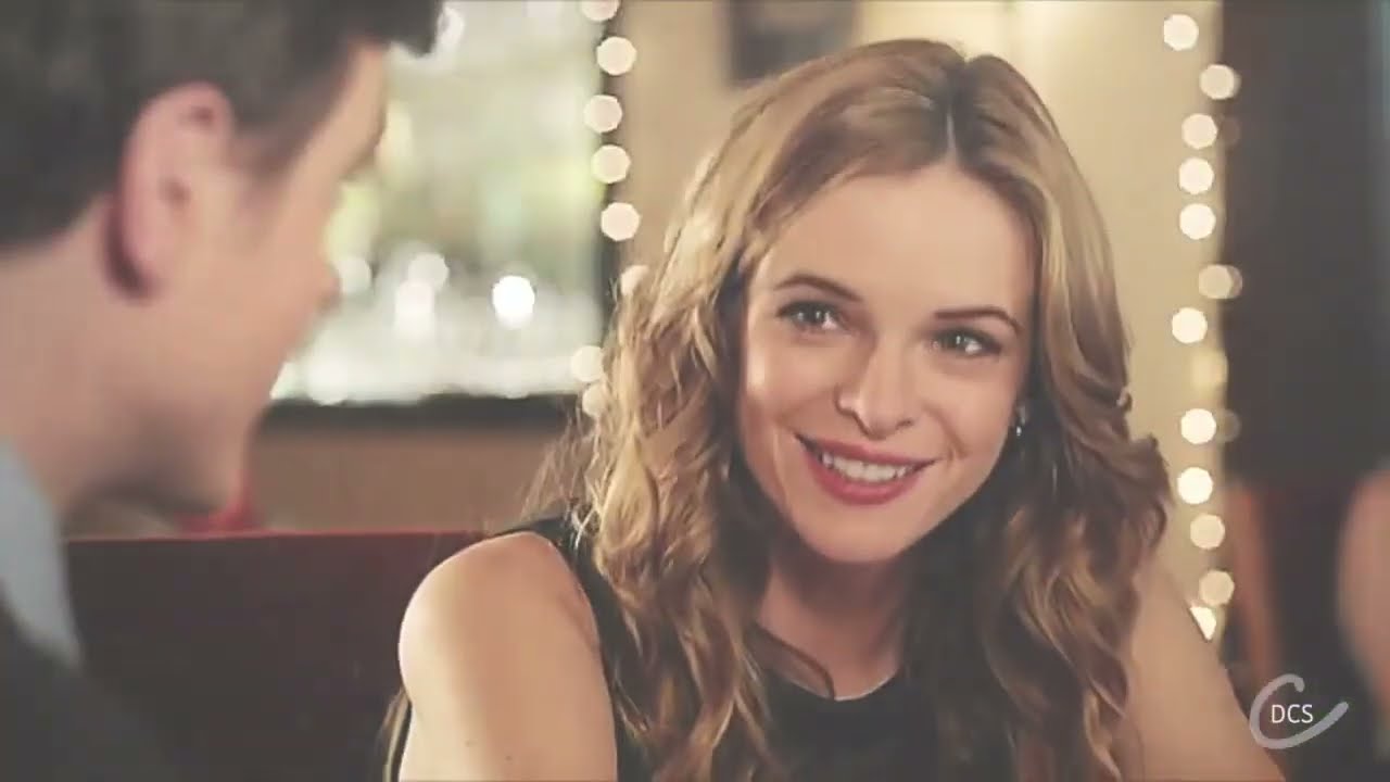 Barry y Caitlin | Adele - Set fire to the rain