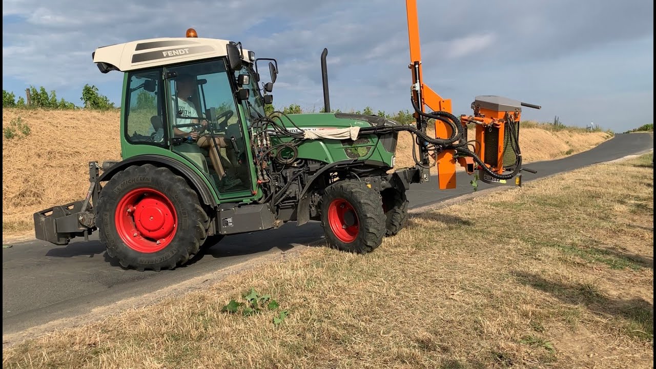 EFFEUILLAGE 2019 / PROVITIS LR350 - FENDT 207V / DOMAINE DE LA ROBERDIÈRE