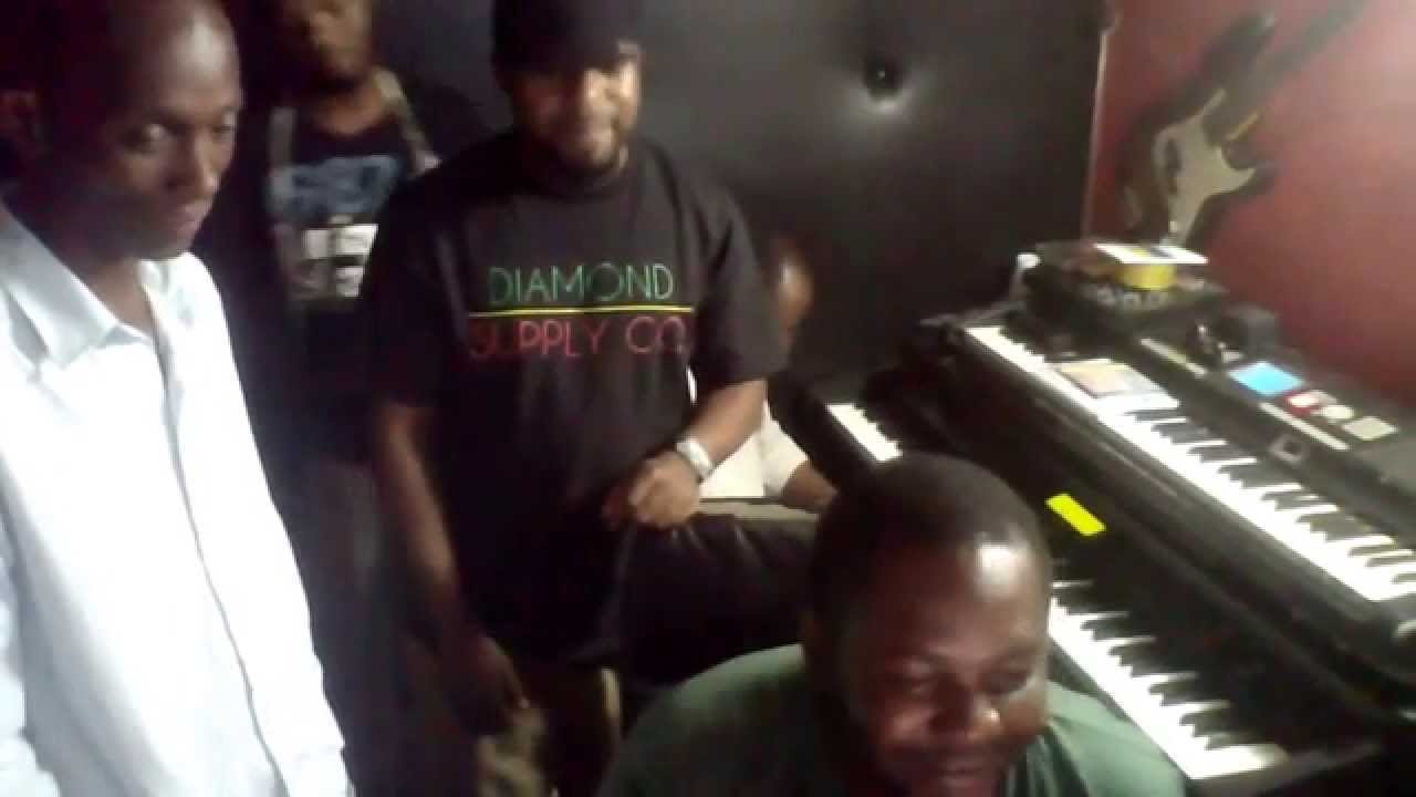 Kicko B-Mr scubalichi Feat Tony Mary el Insuperable Con  Fistong Boy