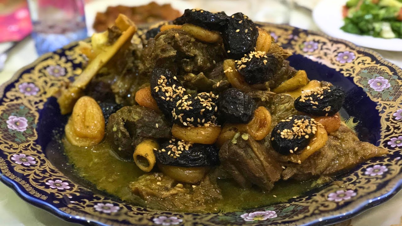 Lamm mit karamellisierten Pflaumen -  ''Lham bel lbarkok''