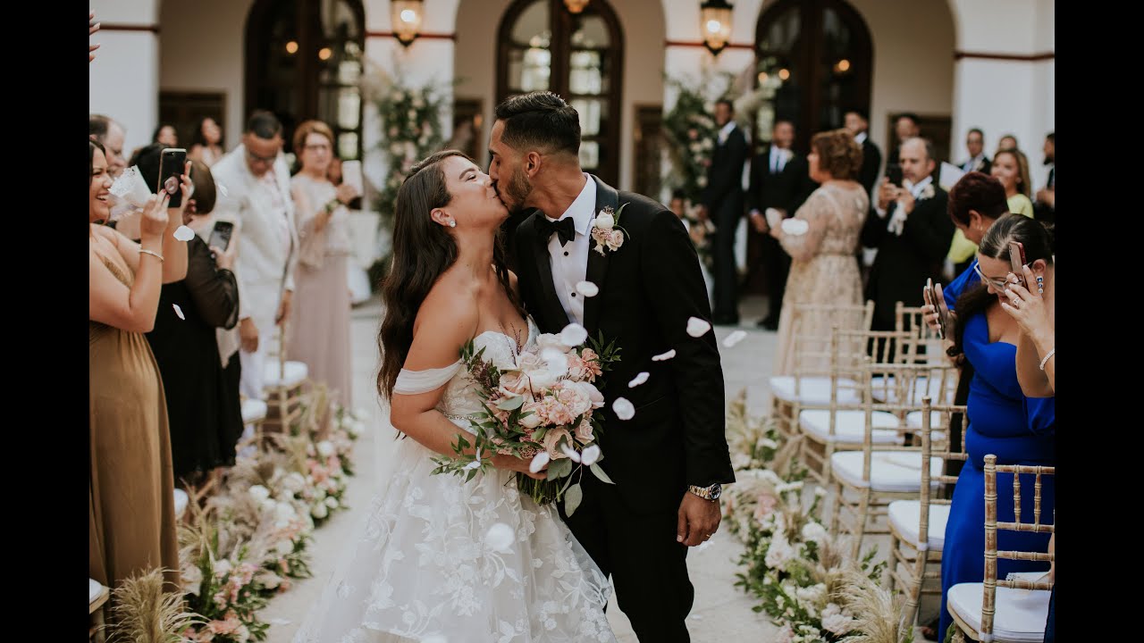 Our Destination Wedding in San Juan Puerto Rico | Beca Abigail