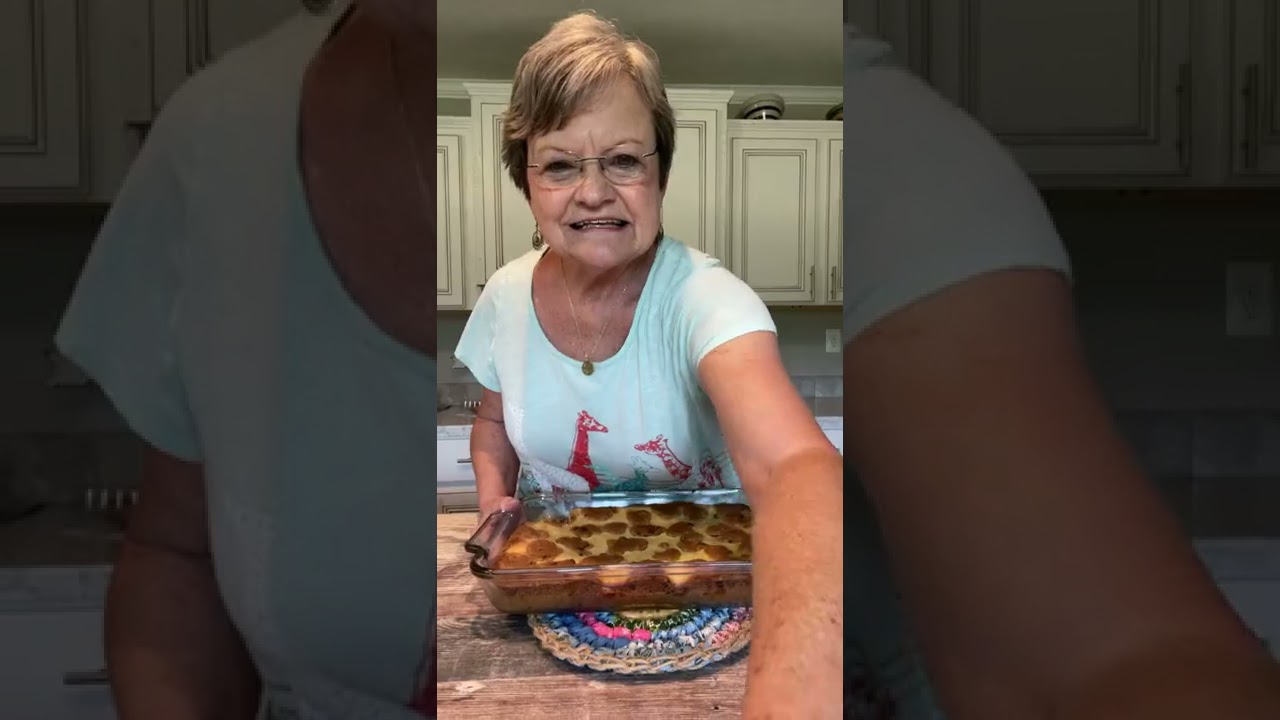 Mama Sue makes CHOCOLATE CHIP CREAM CHEESE COOKIE BARS | Quick and easy desserts