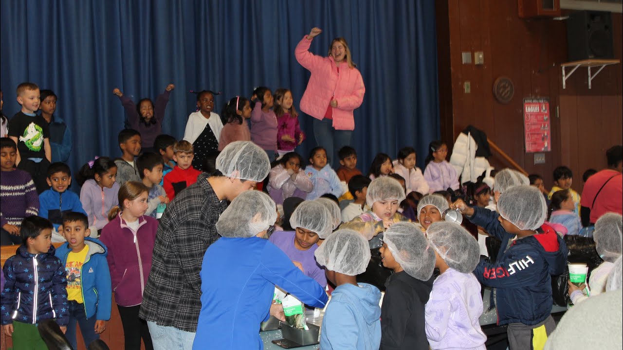 Mattos Elementary Packs 16,000 meals to Feed Those in Need 💪❤️