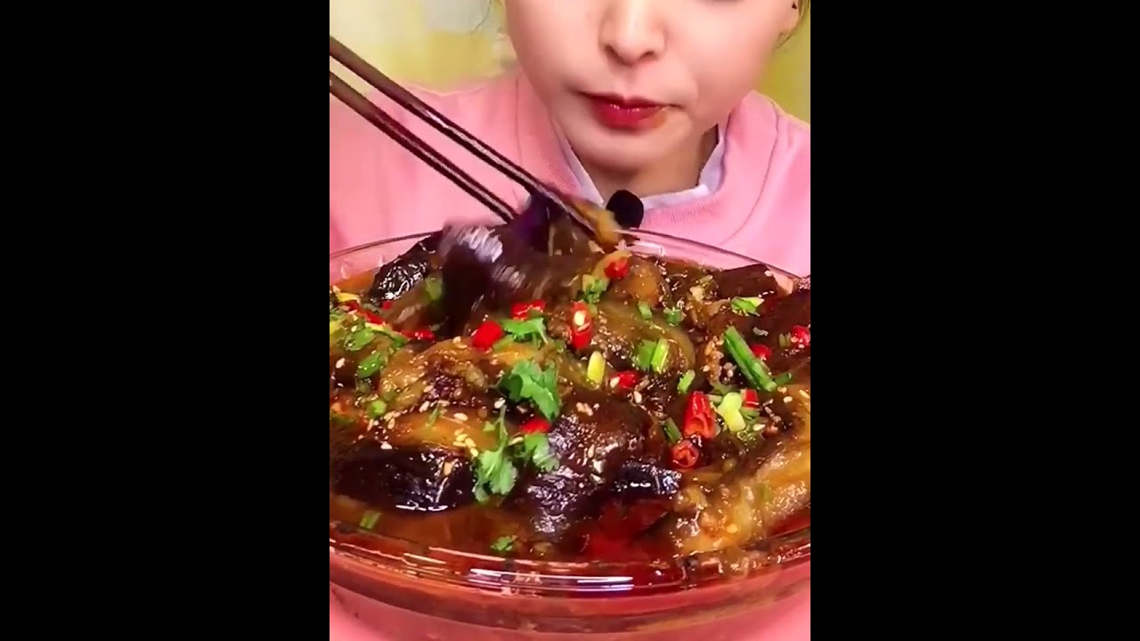 A good dish hot and spicy, just need a bowl of rice, Home cooking