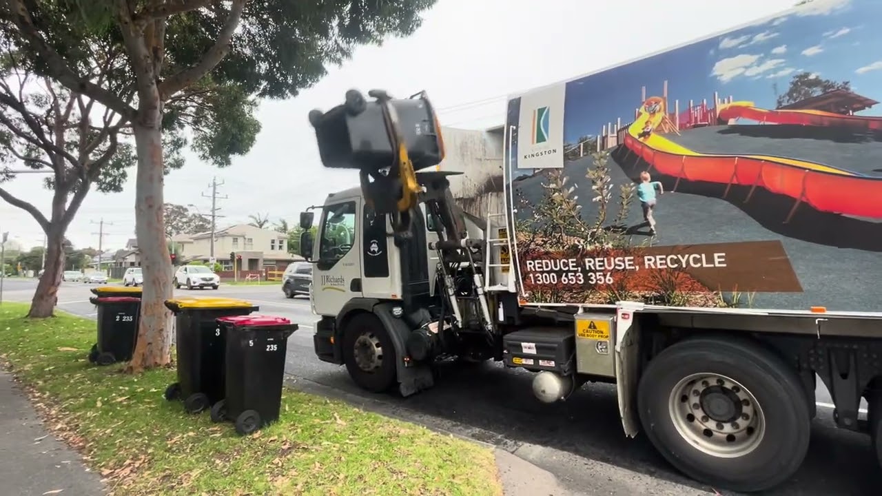 Kingston rainy Recycling  - JJ Richards 