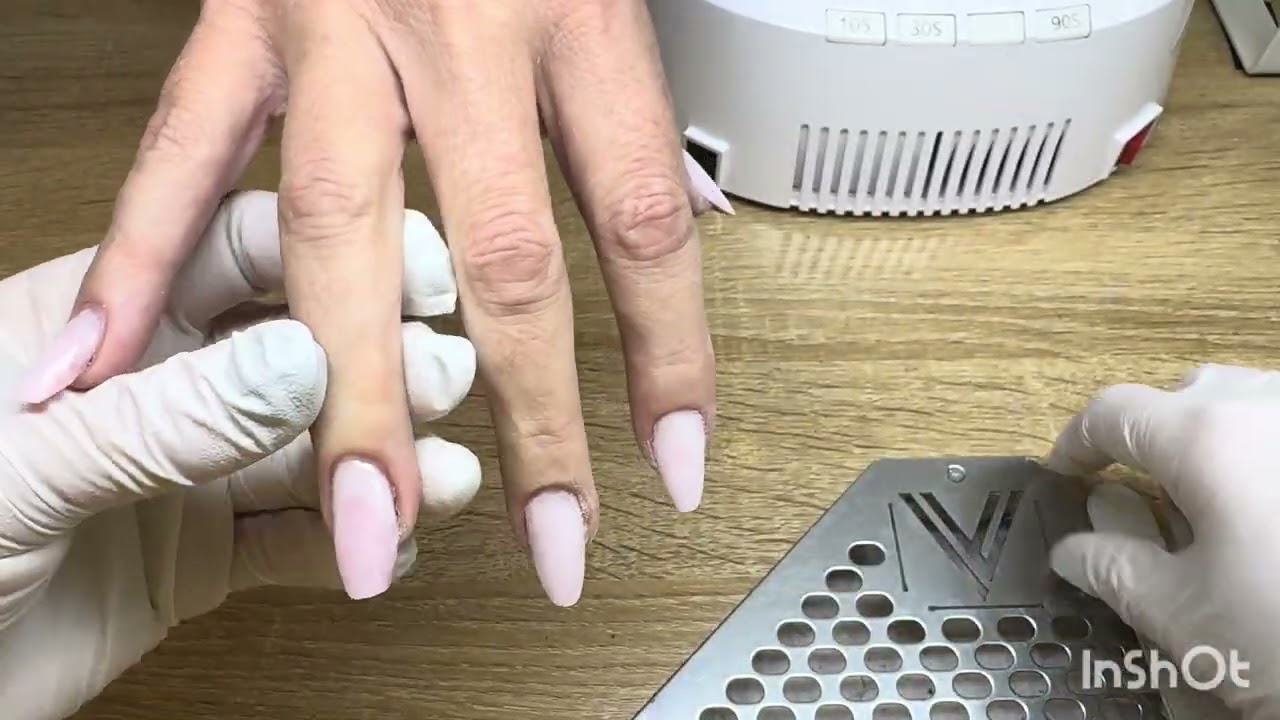Shaping the nail on hard gel