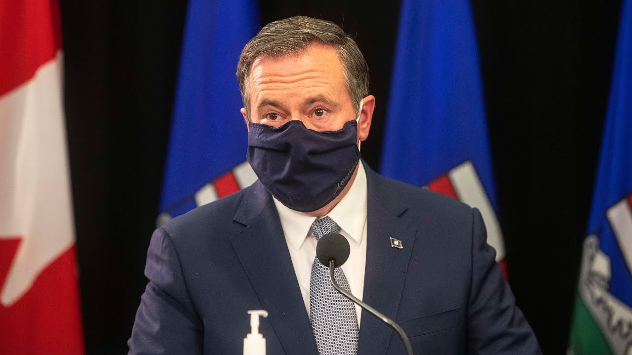 Medical community pleads with Kenney to take 'real action' to curb COVID-19 transmission in Alberta