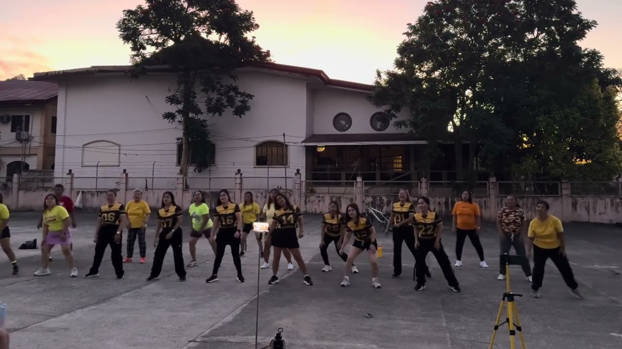 Tuesday Zumba Dance Workout 💛 