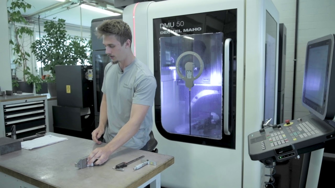 Ausbildung zum Zerspanungsmechaniker bei Koenig & Bauer in Würzburg