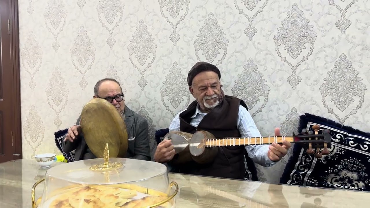 Norbek baxshi otamiz zor ijro qildi umrlari uzoq bolasin..🤲🤲