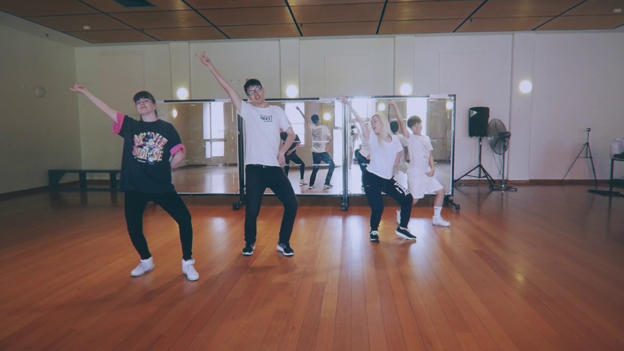 Twice - Signal #trydancing [Weekly KCDC]