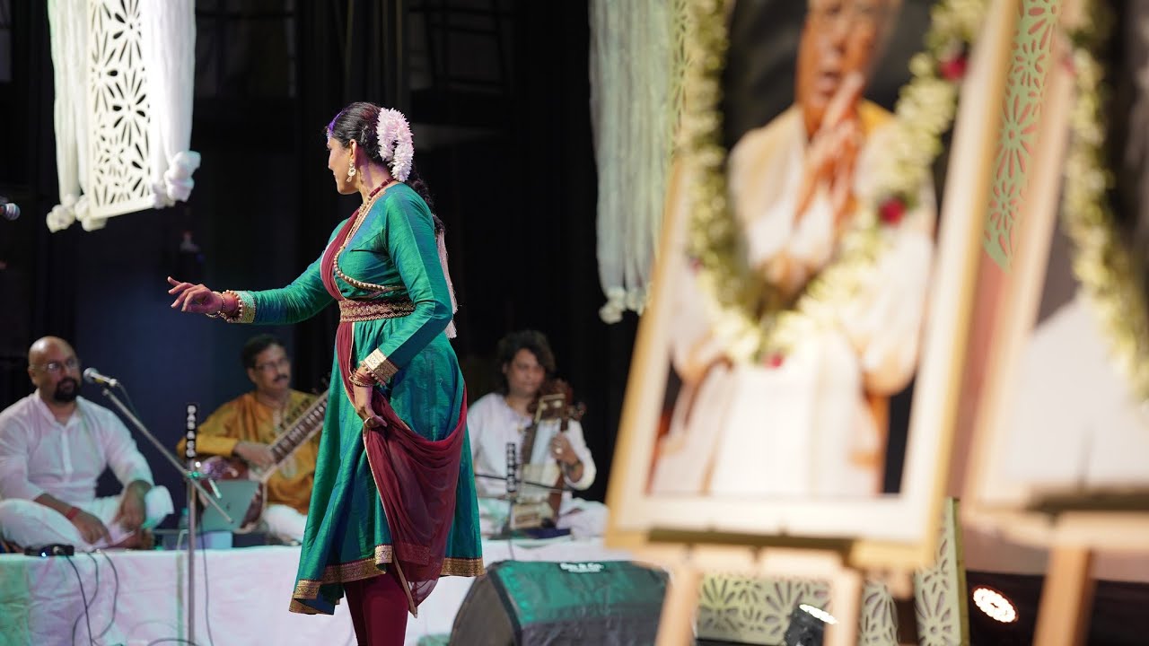Sangeet Samarpan to our Guru Ustad Dhyanesh Khan I Kathak Solo by Seema Mehta