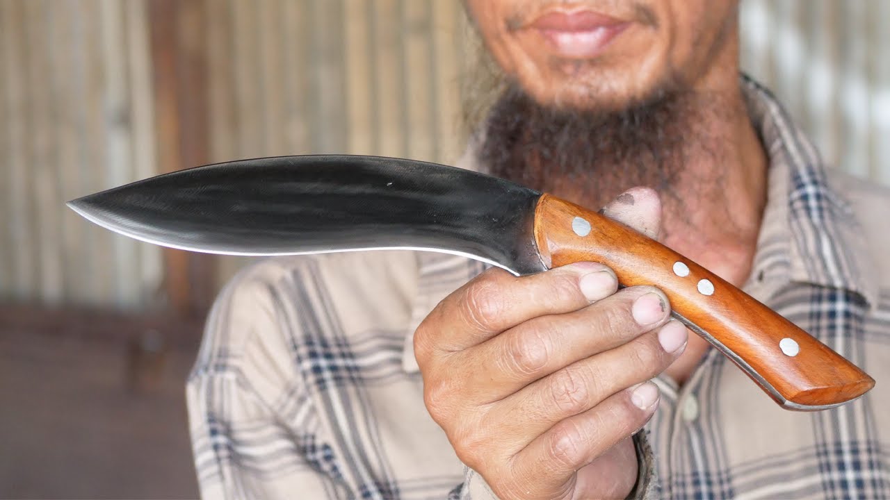 cute khukri knfie from chainsaw blade yt