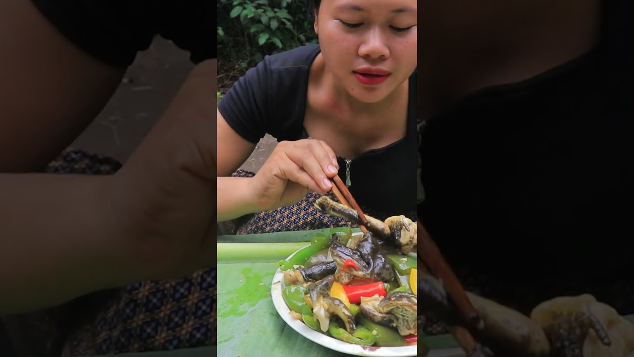Stir fried frog #food #foodie #cooking #eating #yummy #shorts #ruralcuisine