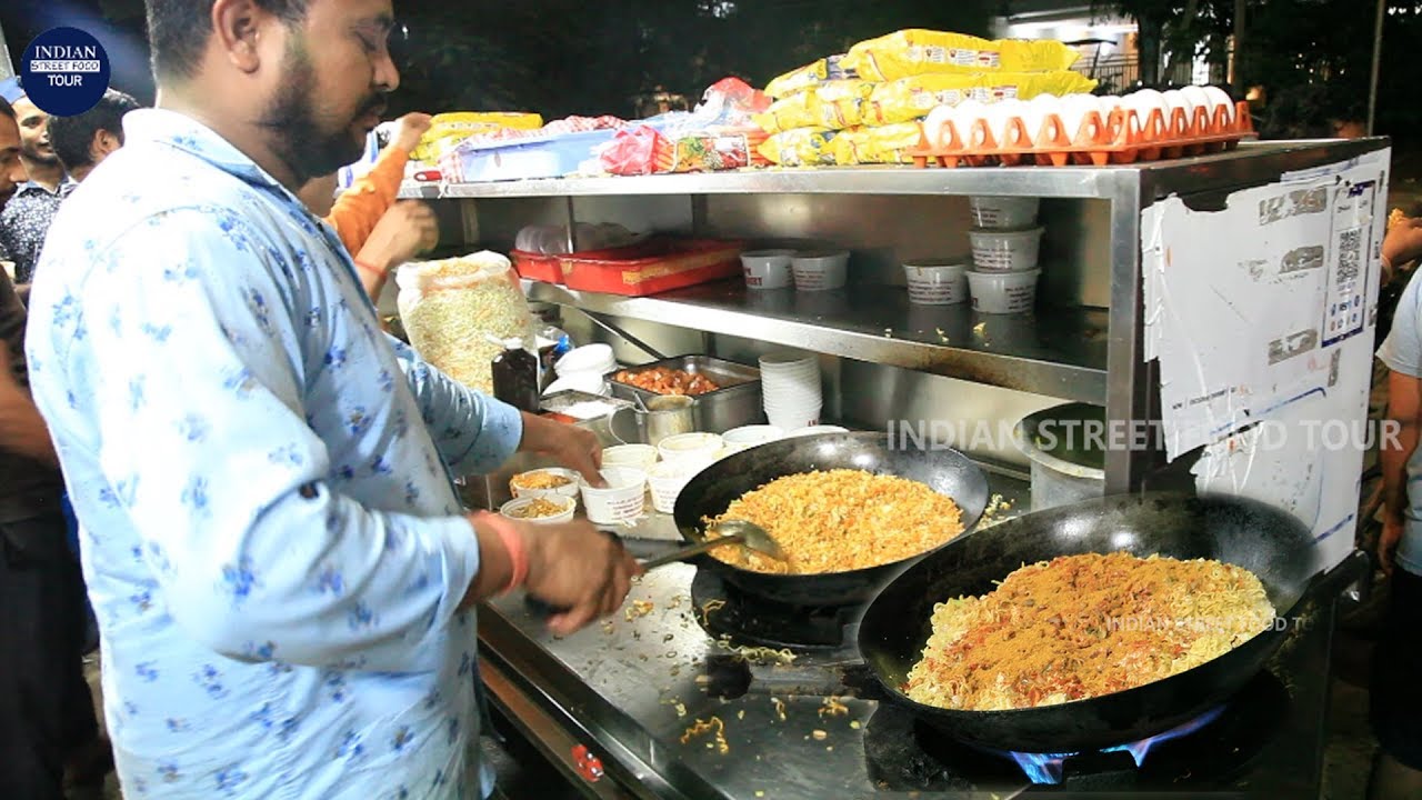 Fried Maggi Noodles With Egg - Mid Night Street Food Hyderabad DLF Building | Street Food Focus