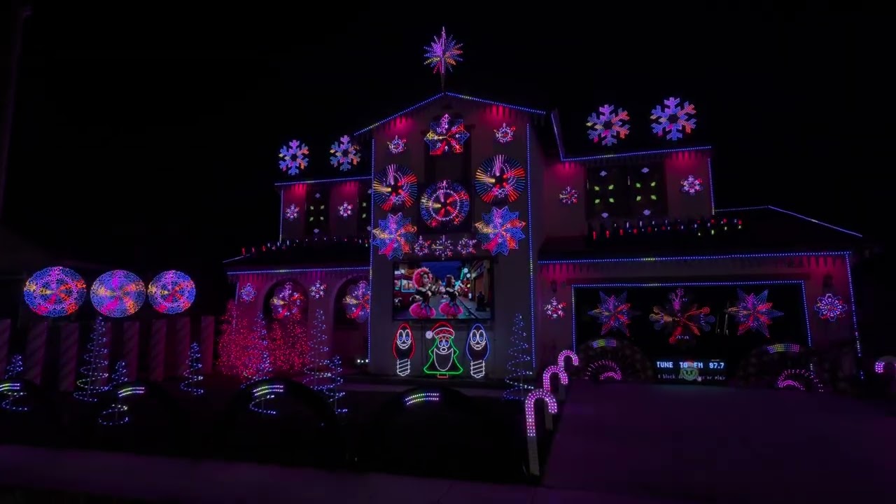 LIVE xLights Sequence Girls Just Want To Have Fun - xTreme Sequences