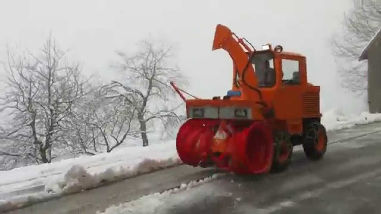 Schneefräse Rolba R200 im Nass-Schnee