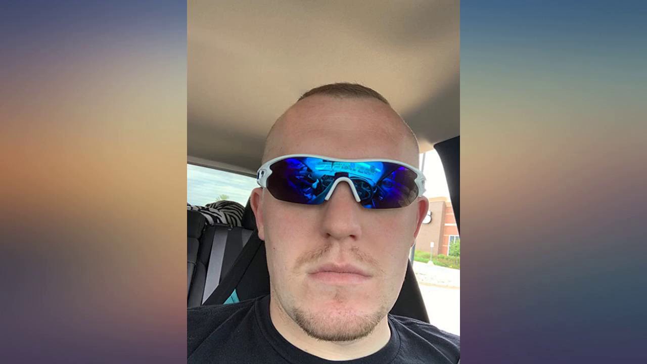 Torege Polarized Sports Sunglasses With 3 Interchangeable Lenes for Men Women review