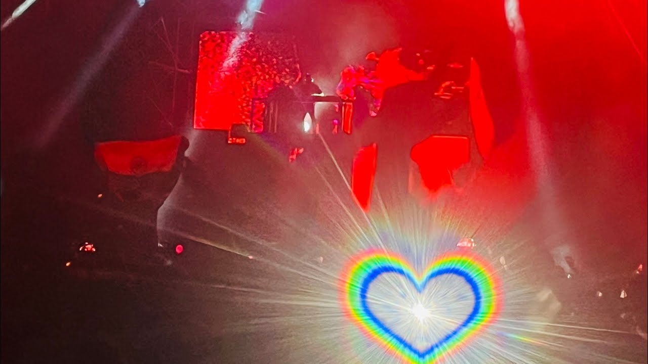Martin Garrix x Arijit Singh Live @ Mumbai Sunburn World’s Biggest Holi