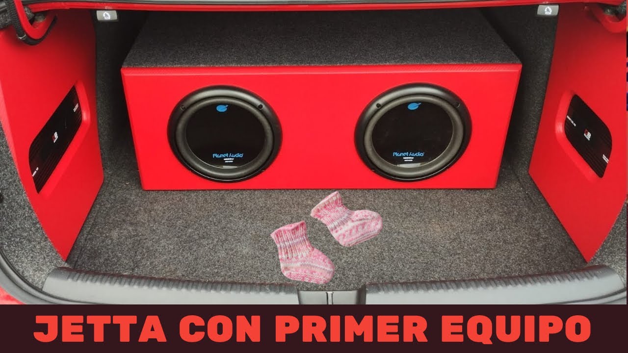 Este Jetta tiene su primer equipo de car audio