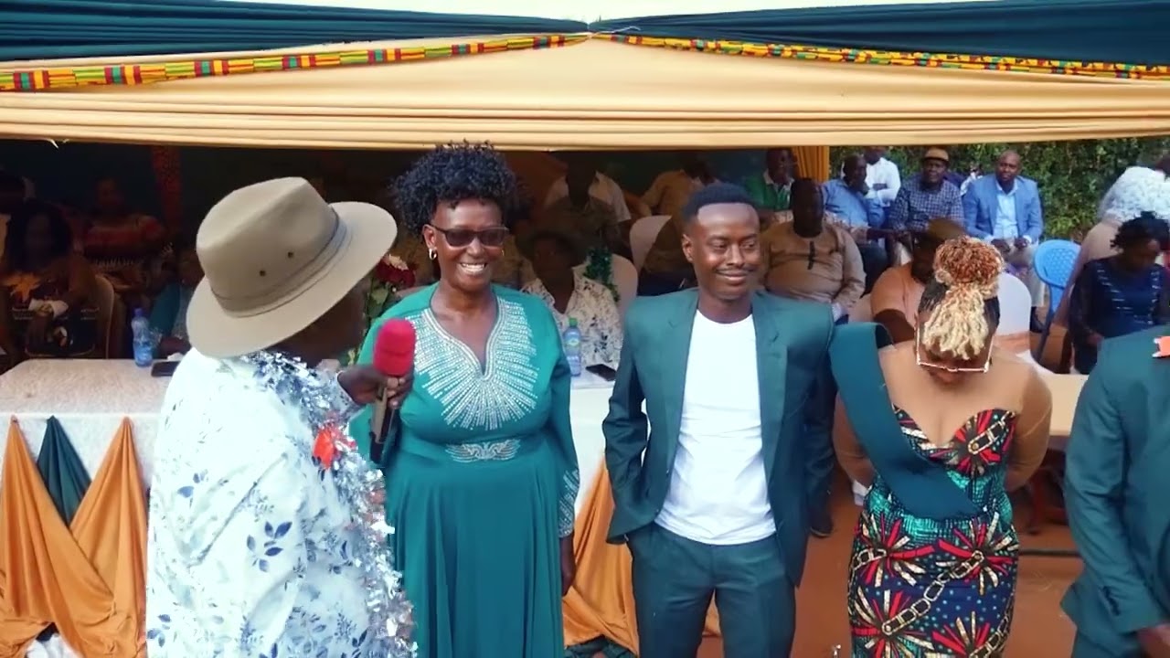 SALUTE KWAKU MR MUNYAO SANG BY MARTHA MWELU