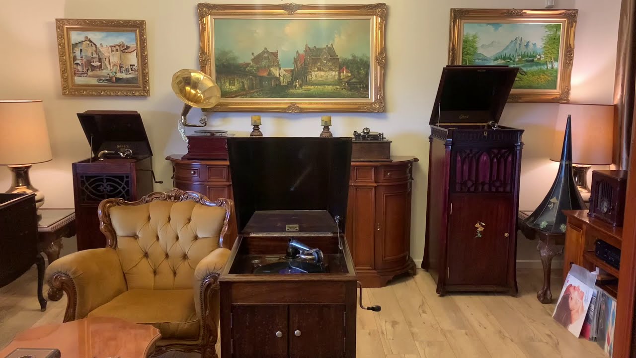 +100 Years Old Gramophone Restoration