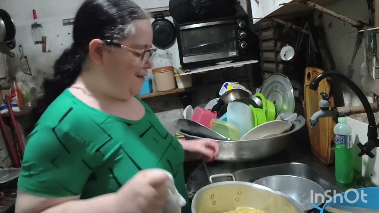 No vídeo de hoje, fiz uma receita com carne moída e uma massa  Fagottini! 🫶🏽❤️🙏🏽🧆🏡🥙🍝