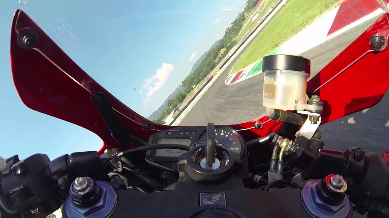 mugello 08/06/15 CBR 954 2'09
