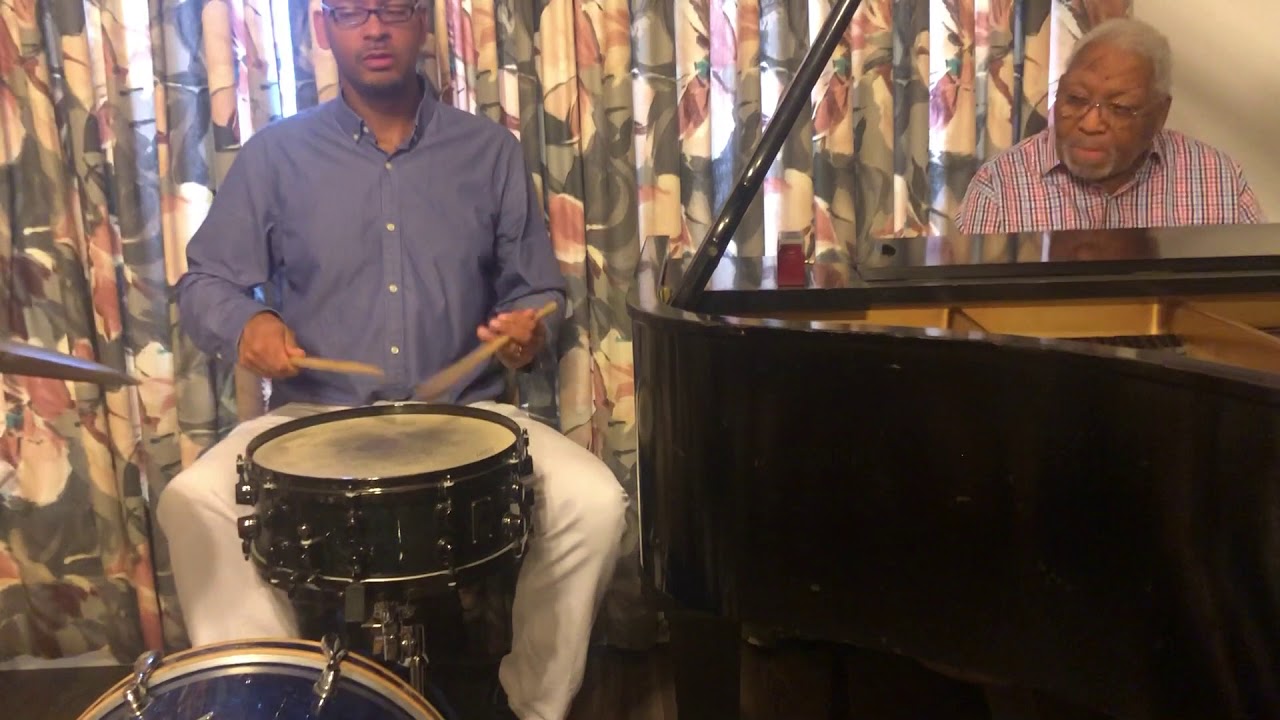 Ellis and Jason Marsalis - The Little Drummer Boy