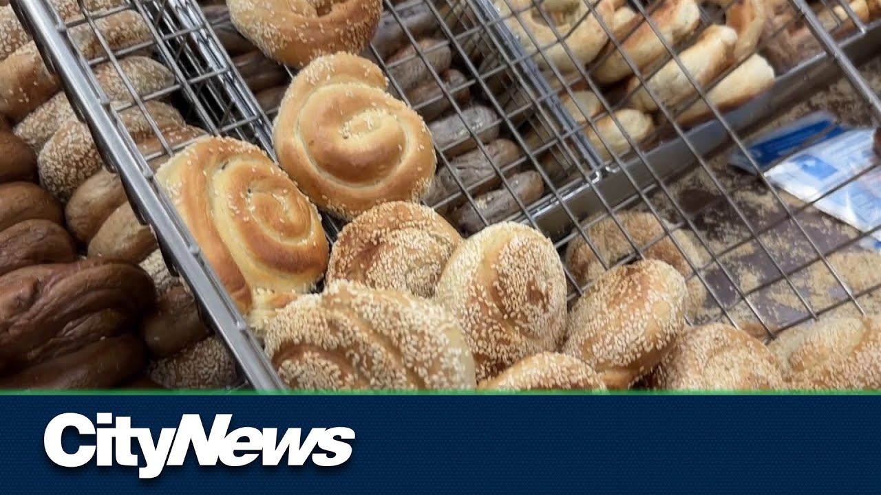 Montreal bagel shop introduces hole-less bagels