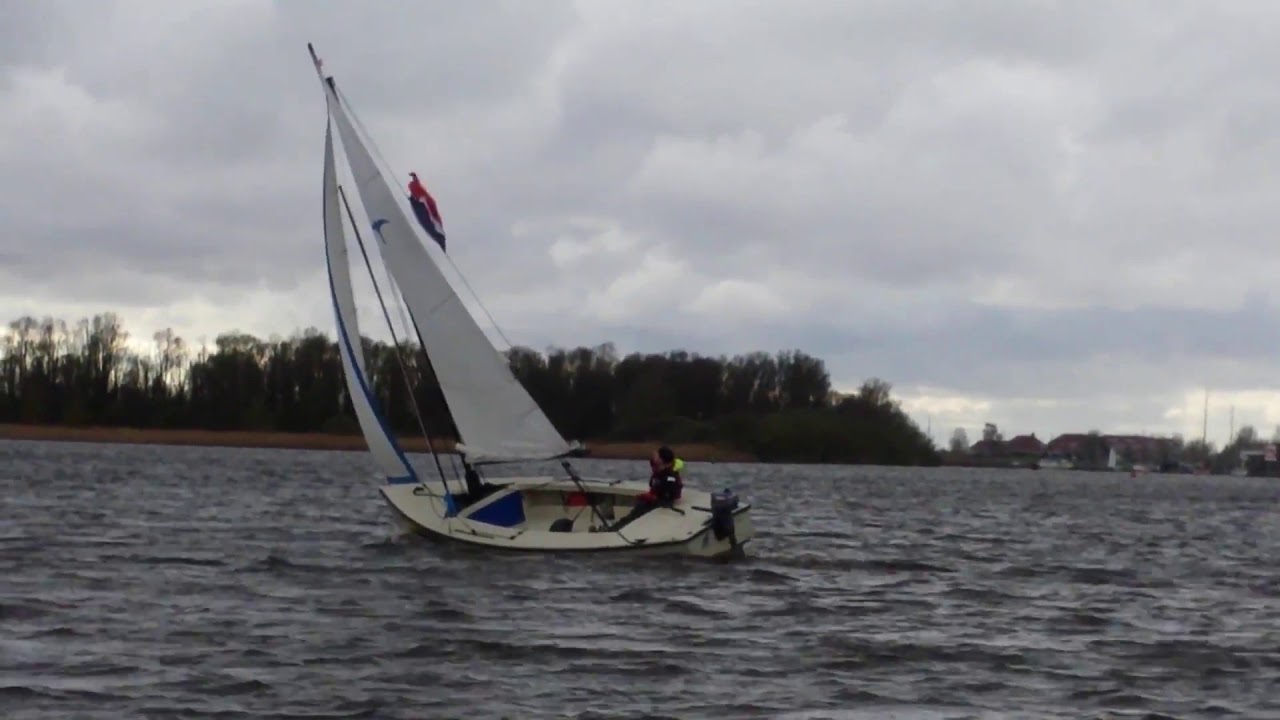 Polyvalk Einhand vor Koudum - Friesische Seenplatte
