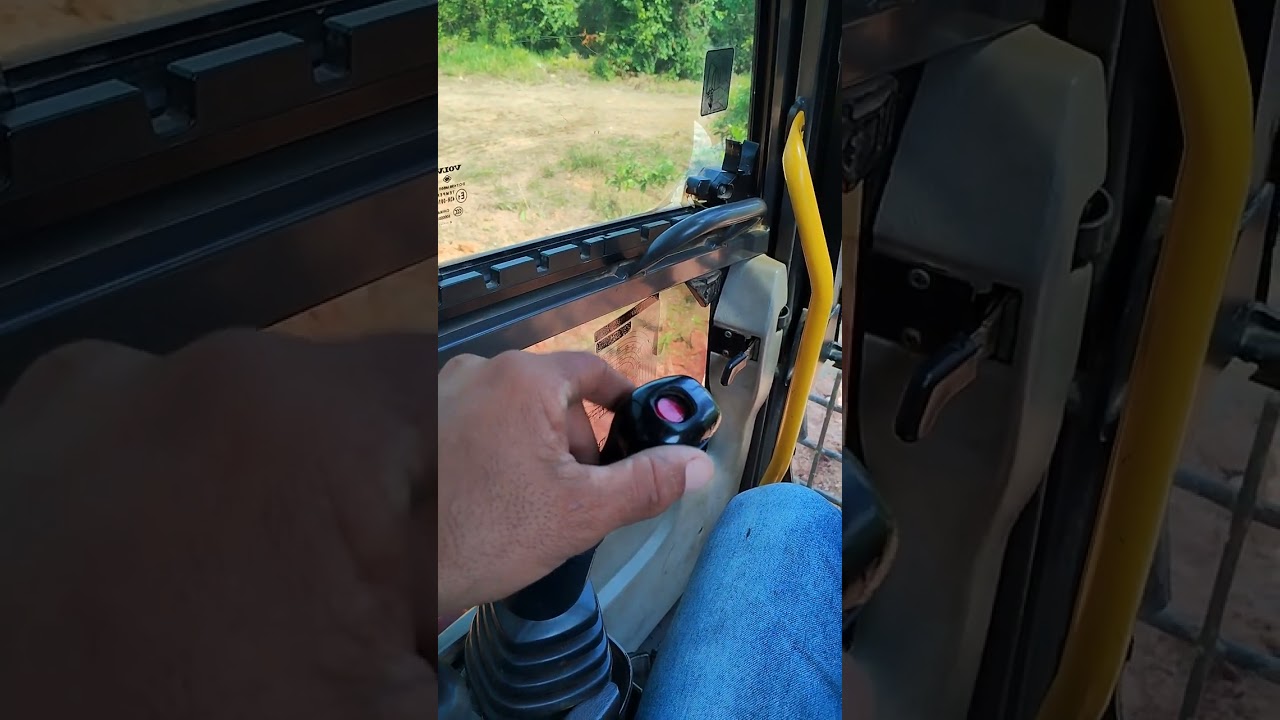 passo a passo de como operar escavadeira volvo Pc !!!! Deixa seu like 👍