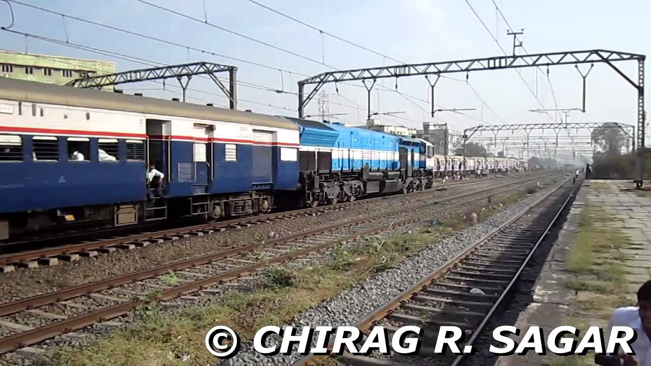KJM WDP4 # 20056 as power of KOYNA EXP