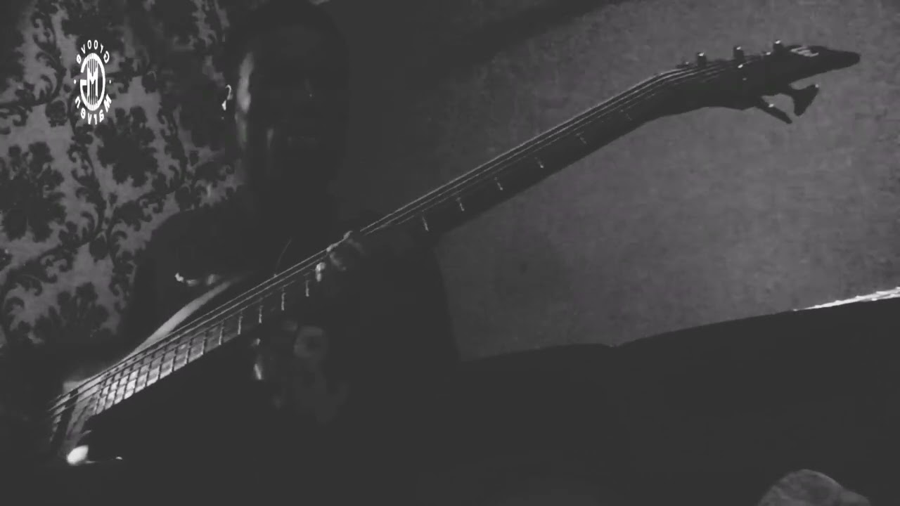 I own no right to this song… Done do much ( Melvin Crispell ) bass cover〽️🎸🔥