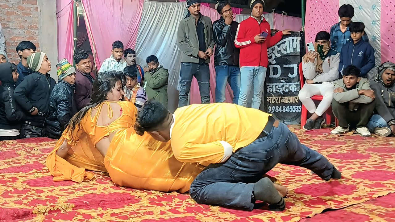 बलमुआ के बालम डांस वीडियो स्टेज पर गर्दा मचा दिया पब्लिक देखती रह गई फेमस डांसर एंड सपना डांसर 2026