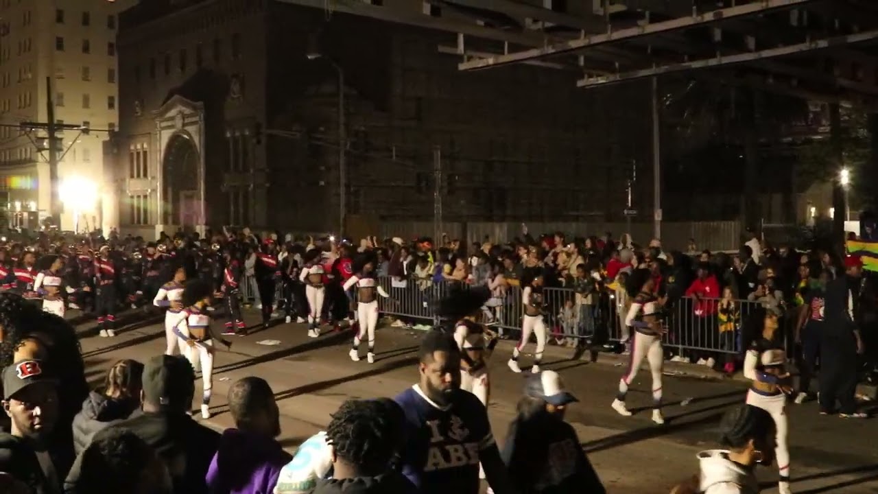 Krewe of Muses Parade 