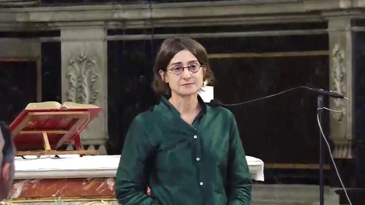 Funerali Murgia, l'amica Chiara Valerio tra lacrime e risate: 